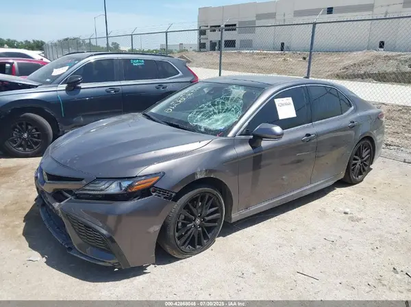 4T1K61AK2PU728771 2023 TOYOTA CAMRY - Image 2