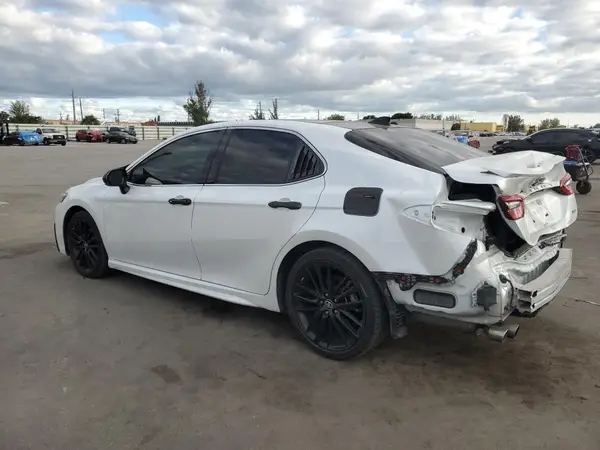4T1K61AK2PU758613 2023 TOYOTA CAMRY - Image 2