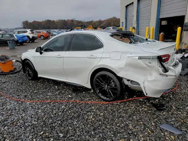 4T1K61AK2PU781695 2023 TOYOTA CAMRY - Image 2