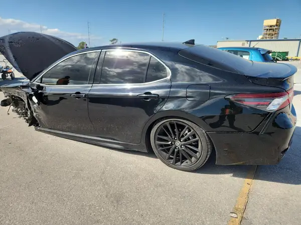 4T1K61AK2PU806482 2023 TOYOTA CAMRY - Image 2
