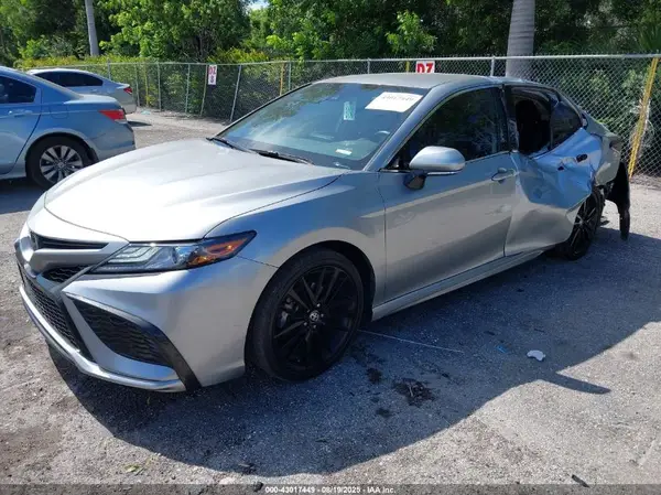 4T1K61AK2PU820768 2023 TOYOTA CAMRY - Image 2