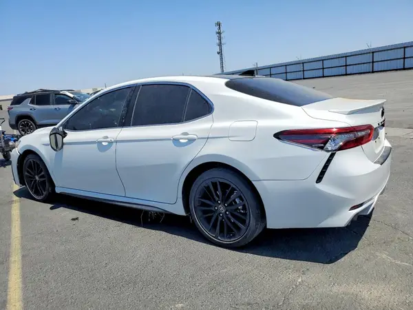 4T1K61AK2PU830491 2023 TOYOTA CAMRY - Image 2