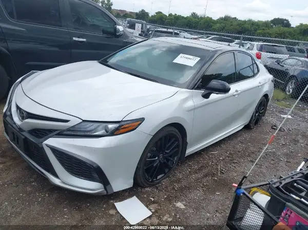 4T1K61AK2RU227656 2024 TOYOTA CAMRY - Image 2