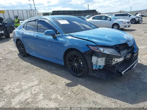 4T1K61AK2RU230721 2024 TOYOTA CAMRY - Image 1