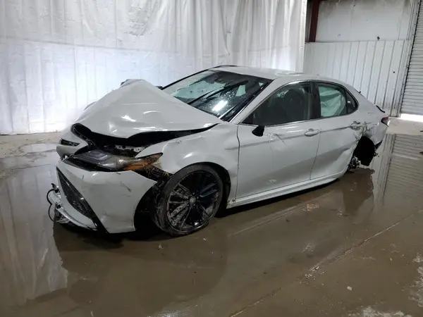 4T1K61AK2RU235093 2024 TOYOTA CAMRY - Image 1