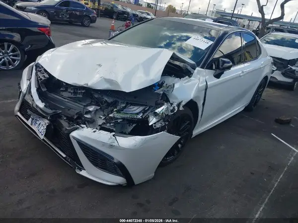4T1K61AK2RU257952 2024 TOYOTA CAMRY - Image 2