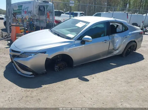 4T1K61AK2RU849769 2024 TOYOTA CAMRY - Image 2