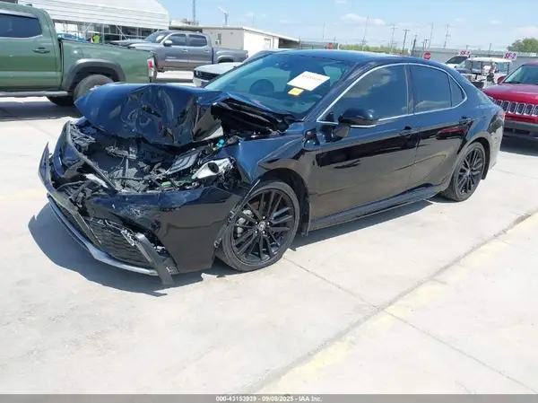 4T1K61AK2RU877328 2024 TOYOTA CAMRY - Image 2
