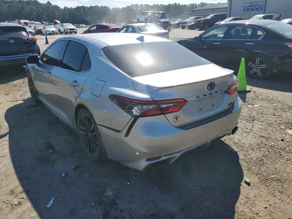 4T1K61AK2RU881279 2024 TOYOTA CAMRY - Image 2