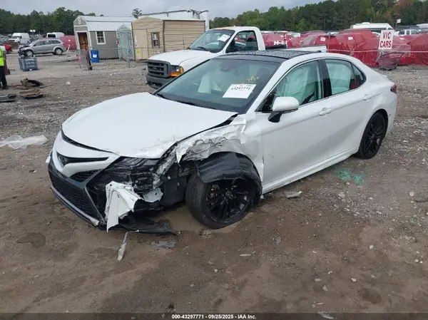 4T1K61AK2RU882139 2024 TOYOTA CAMRY - Image 2