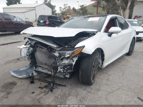 4T1K61AK2RU894422 2024 TOYOTA CAMRY - Image 2