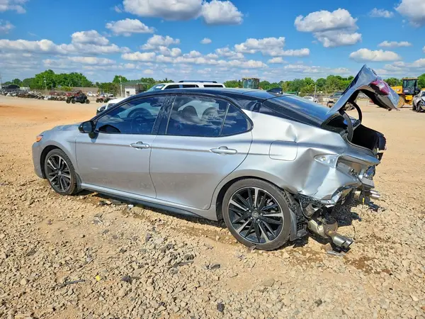 4T1K61AK3LU301173 2020 TOYOTA CAMRY - Image 2