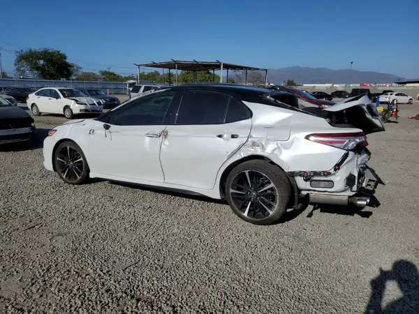 4T1K61AK3LU302629 2020 TOYOTA CAMRY - Image 2