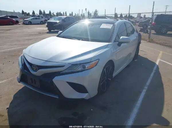 4T1K61AK3LU316479 2020 TOYOTA CAMRY - Image 2