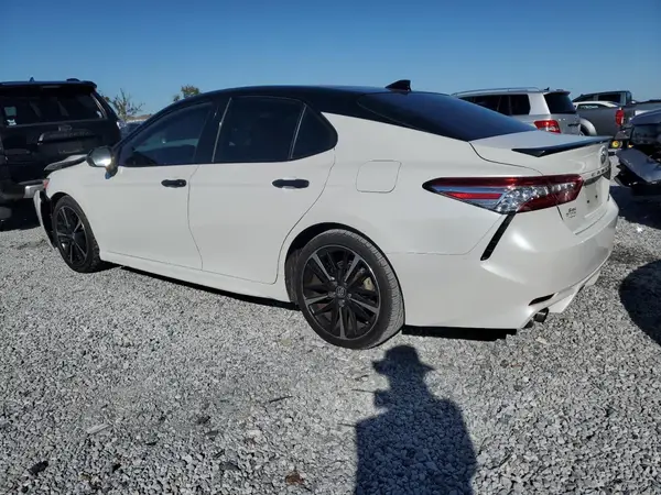 4T1K61AK3LU317714 2020 TOYOTA CAMRY - Image 2