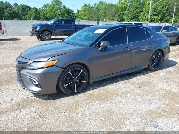 4T1K61AK3LU321679 2020 TOYOTA CAMRY - Image 2