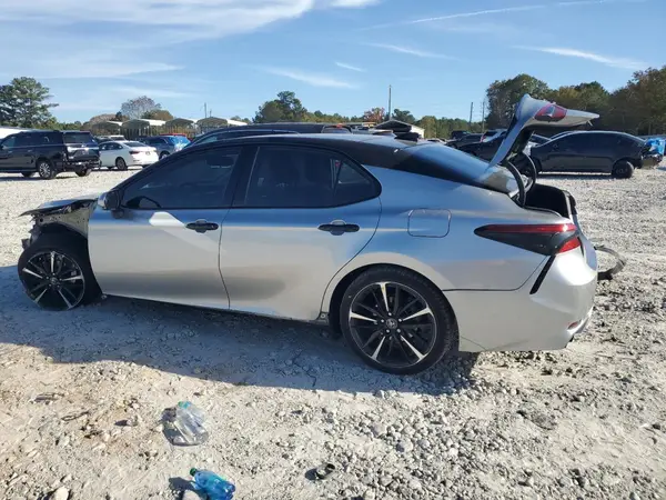 4T1K61AK3LU327952 2020 TOYOTA CAMRY - Image 2
