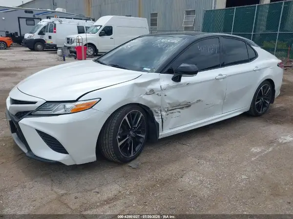 4T1K61AK3LU330544 2020 TOYOTA CAMRY - Image 2