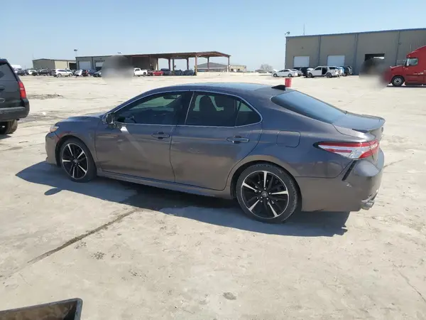 4T1K61AK3LU339907 2020 TOYOTA CAMRY - Image 2