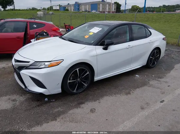 4T1K61AK3LU359784 2020 TOYOTA CAMRY - Image 2