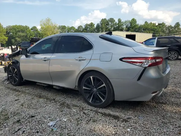 4T1K61AK3LU375645 2020 TOYOTA CAMRY - Image 2