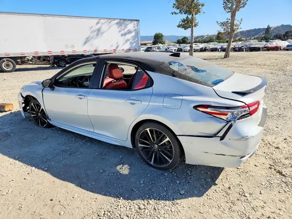 4T1K61AK3LU393109 2020 TOYOTA CAMRY - Image 2