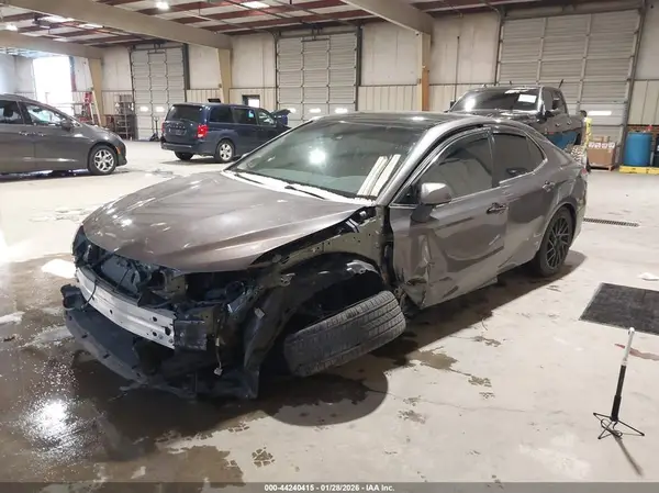 4T1K61AK3LU397077 2020 TOYOTA CAMRY - Image 2