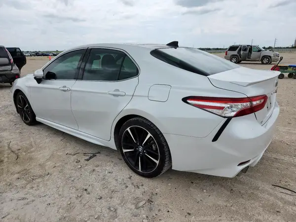 4T1K61AK3LU861209 2020 TOYOTA CAMRY - Image 2