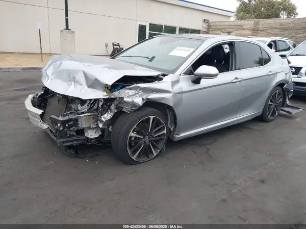 4T1K61AK3LU868323 2020 TOYOTA CAMRY - Image 2