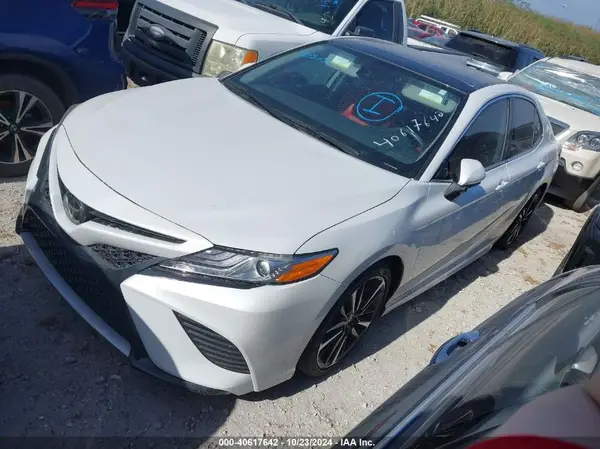 4T1K61AK3LU877068 2020 TOYOTA CAMRY - Image 2