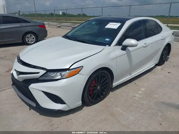 4T1K61AK3LU887180 2020 TOYOTA CAMRY - Image 2