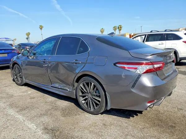 4T1K61AK3LU966042 2020 TOYOTA CAMRY - Image 2