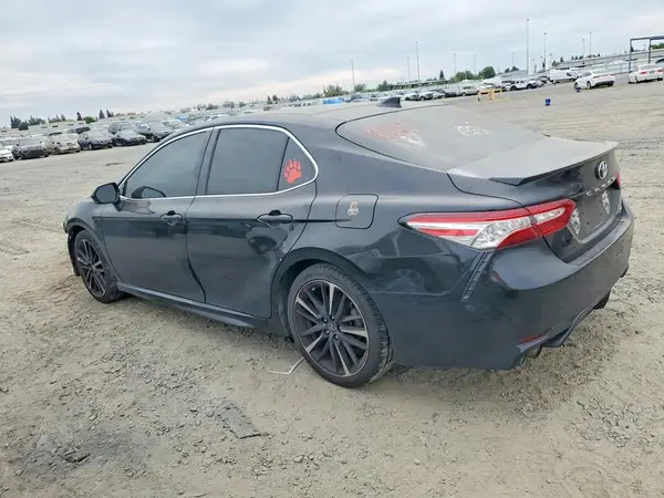 4T1K61AK3LU989448 2020 TOYOTA CAMRY - Image 2