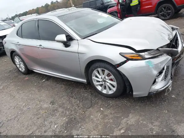 4T1K61AK3MU409696 2021 TOYOTA CAMRY - Image 1