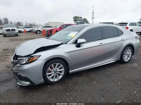 4T1K61AK3MU409696 2021 TOYOTA CAMRY - Image 2