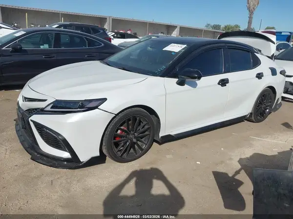 4T1K61AK3MU415286 2021 TOYOTA CAMRY - Image 2
