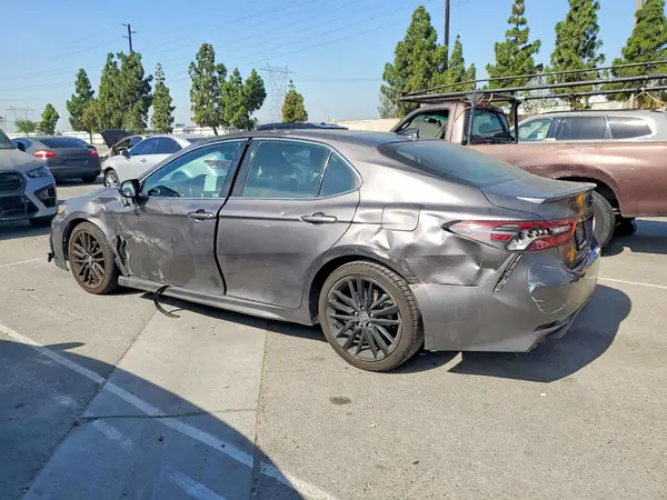 4T1K61AK3MU422500 2021 TOYOTA CAMRY - Image 2
