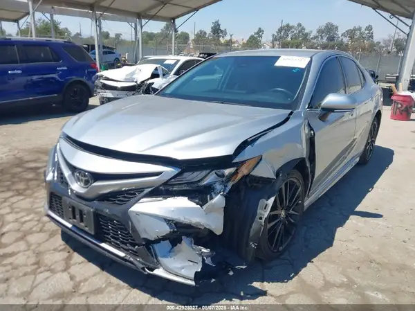 4T1K61AK3MU423954 2021 TOYOTA CAMRY - Image 2