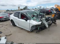 4T1K61AK3MU428037 2021 TOYOTA CAMRY