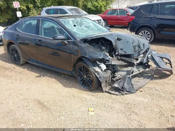 4T1K61AK3MU459661 2021 TOYOTA CAMRY - Image 1