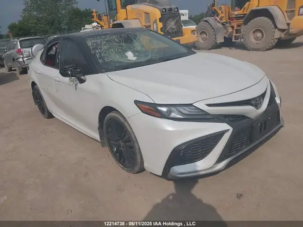 4T1K61AK3MU477528 2021 TOYOTA CAMRY - Image 1