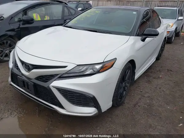 4T1K61AK3MU488951 2021 TOYOTA CAMRY - Image 2