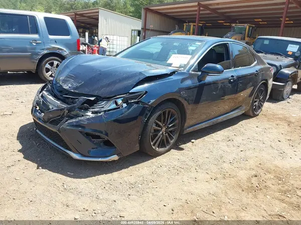 4T1K61AK3MU518675 2021 TOYOTA CAMRY - Image 2