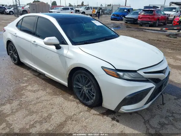 4T1K61AK3MU551191 2021 TOYOTA CAMRY - Image 1