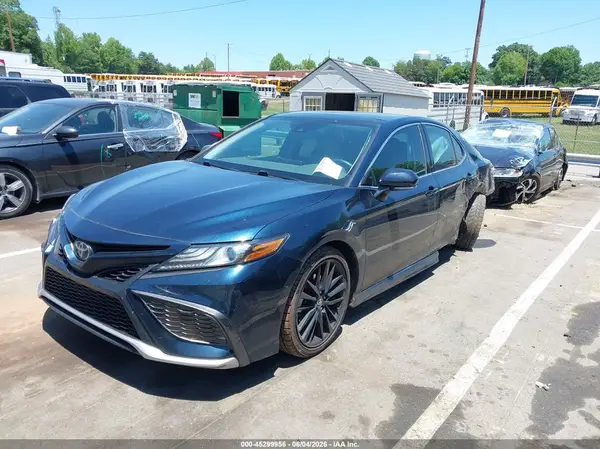 4T1K61AK3MU551322 2021 TOYOTA CAMRY - Image 2