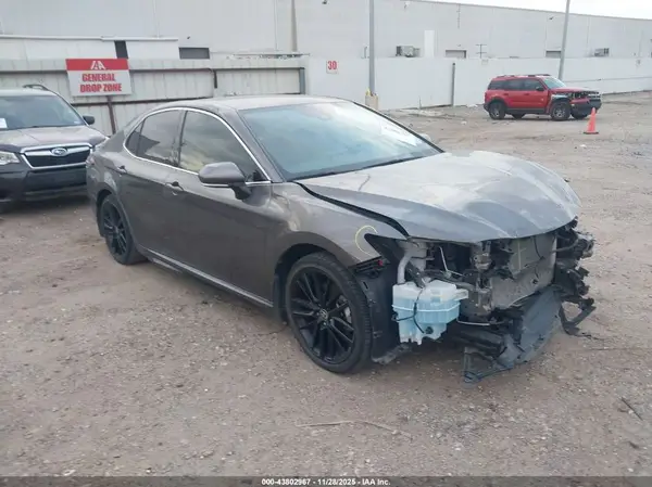 4T1K61AK3MU554270 2021 TOYOTA CAMRY - Image 1