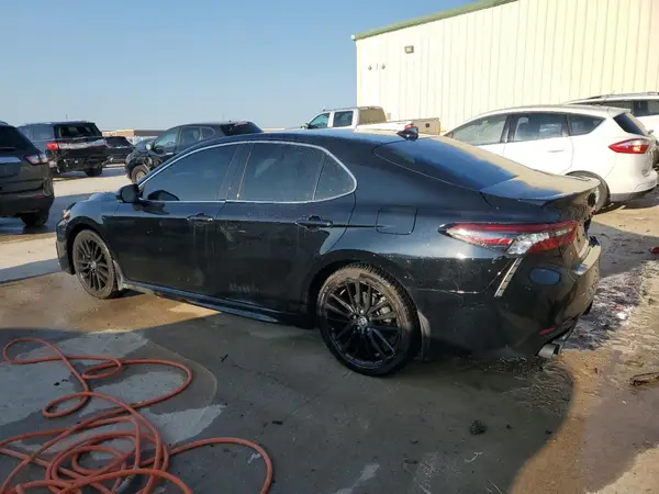 4T1K61AK3MU562837 2021 TOYOTA CAMRY - Image 2