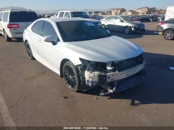 4T1K61AK3MU579704 2021 TOYOTA CAMRY - Image 1
