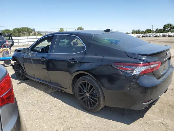 4T1K61AK3MU589357 2021 TOYOTA CAMRY - Image 2