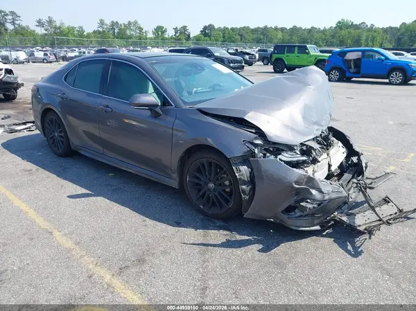 4T1K61AK3MU611681 2021 TOYOTA CAMRY - Image 1